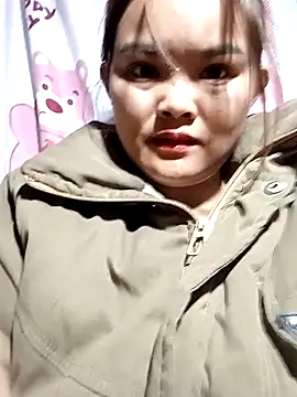 Luminana online show from 02/10/26, 01:43