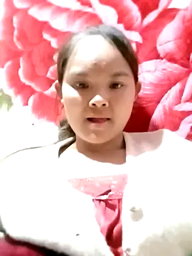 Snapshot of Luminana chatting on 05/03/26, 02:56 Luminana online show from 05/03/26, 02:56
