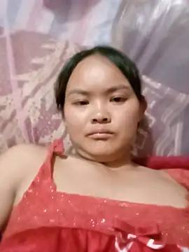 Snapshot of Luminana chatting on 05/20/26, 01:17 Luminana online show from 05/20/26, 01:17