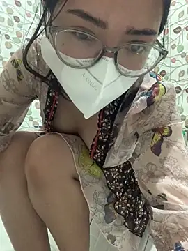 lonely lunae online show from 02/07/26, 05:33