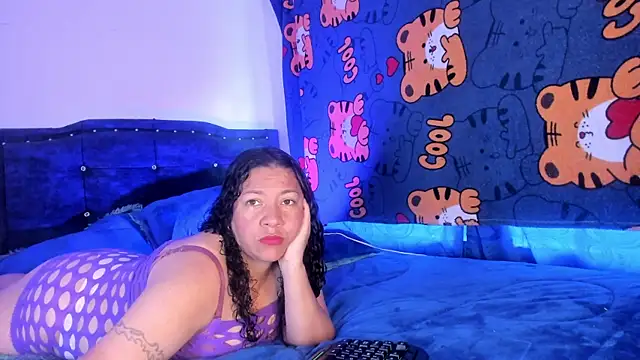 sexy diablaa online show from 04/15/26, 02:02