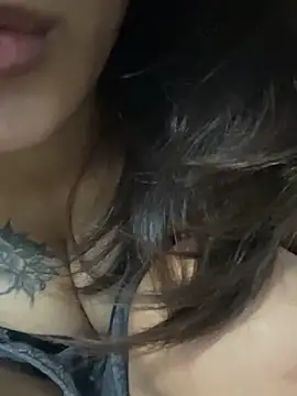 -Nuna- online show from 04/11/26, 05:28