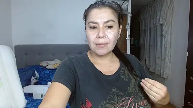 Karo sexy online show from 10/04/25, 06:00