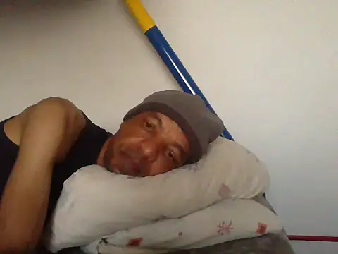 lavelle26 online show from 04/05/26, 03:31