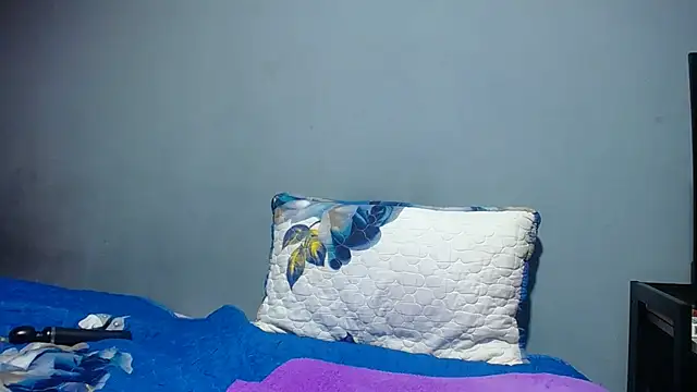 SEXYBUSTYEBONYXX online show from 03/24/26, 04:50