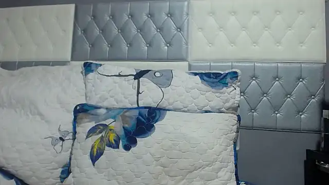 SEXYBUSTYEBONYXX online show from 05/20/26, 07:25