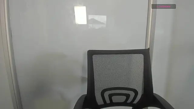 Emily Harpeer online show from 04/19/26, 11:53