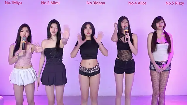 Velvet-girl online show from 02/12/26, 10:21