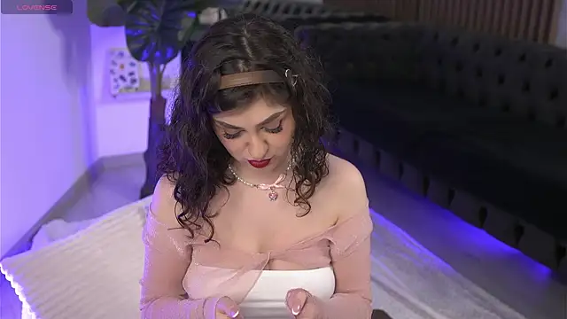 VansessaNyx online show from 04/02/26, 08:06