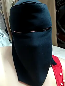 Warda Egy online show from 04/13/26, 08:47