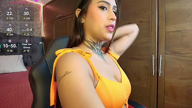 sarah escobarr online show from 02/25/26, 01:21