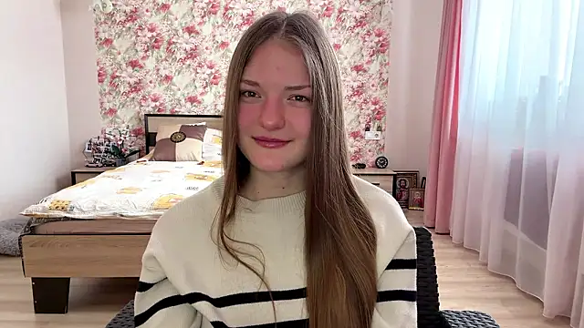 Snapshot of Milayouknow chatting on 02/08/26, 08:18 Milayouknow online show from 02/08/26, 08:18