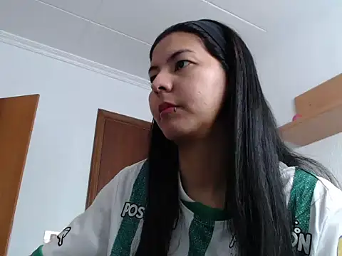 ZeforAitanna online show from 03/04/26, 10:21