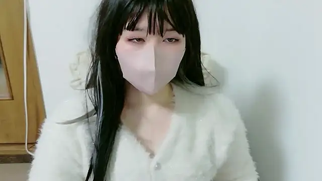 Snapshot of Sui_xx chatting on 03/13/26, 04:46 Sui xx online show from 03/13/26, 04:46