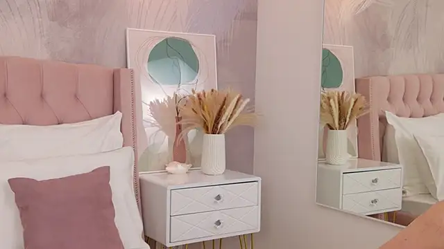 StacyHicks online show from 04/16/26, 03:24