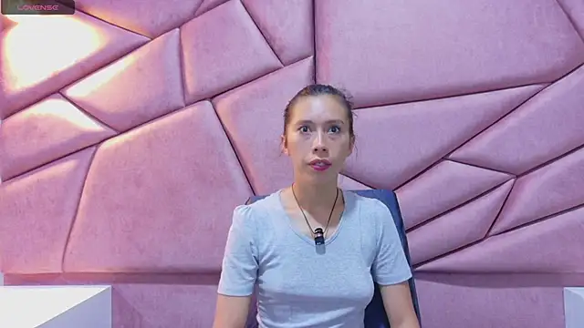 kimberlypink  online show from 02/14/26, 11:40