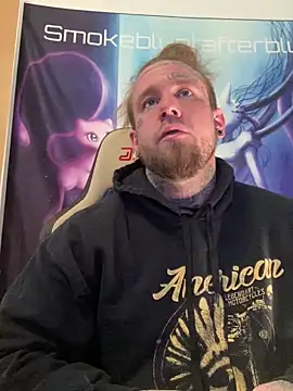 Smokebluntafterblunt online show from 02/09/26, 03:16