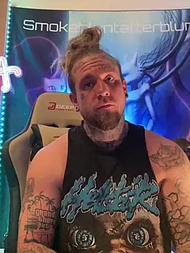 Smokebluntafterblunt online show from 02/16/26, 02:18