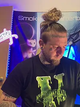 Smokebluntafterblunt online show from 02/18/26, 12:23