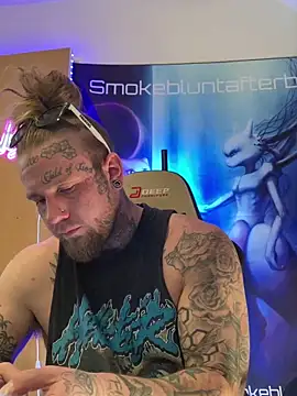 Smokebluntafterblunt online show from 03/26/26, 04:34