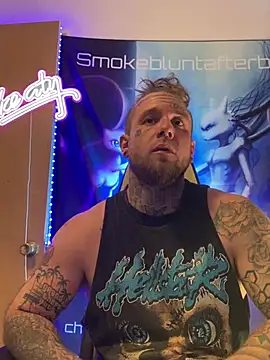 Smokebluntafterblunt online show from 03/28/26, 01:16