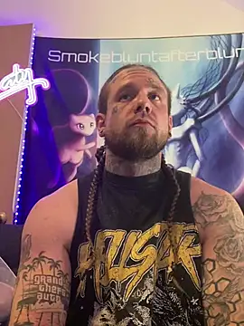 Smokebluntafterblunt online show from 04/19/26, 02:00