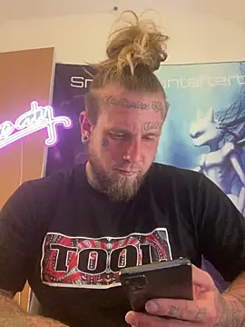 Smokebluntafterblunt online show from 05/25/26, 12:38