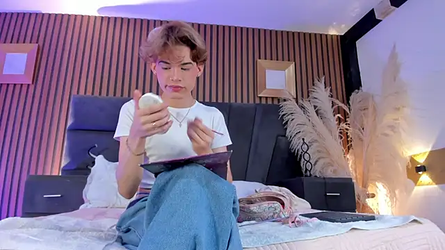 AngelDoll 1 online show from 02/15/26, 05:04