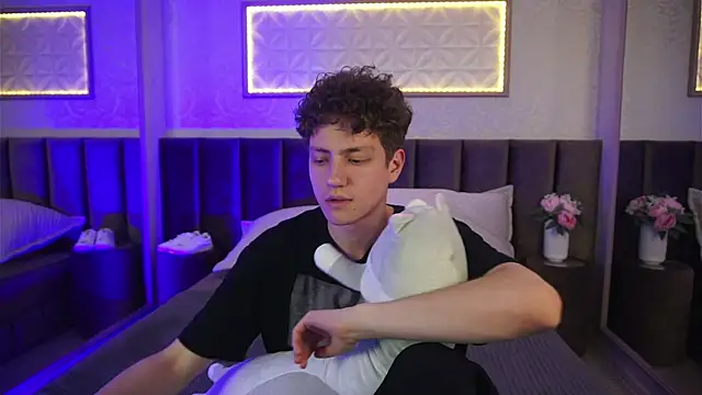 StefanBev online show from 04/16/26, 09:39