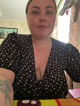 Snapshot of Mommy-girl-Lola chatting on 05/09/26, 01:05 Mommy-girl-Lola online show from 05/09/26, 01:05