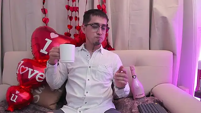 Tommas Jhonson online show from 02/15/26, 03:47