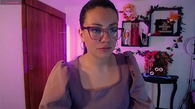 QueenRose94 online show from 02/13/26, 12:45