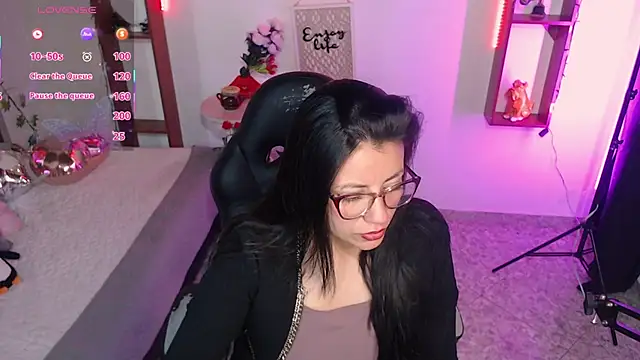 QueenRose94 online show from 03/17/26, 01:03