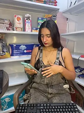 -BabyLuna online show from 04/06/26, 12:06