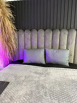 Nanda vixen  online show from 04/19/26, 11:29