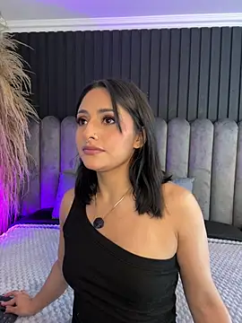 Nanda vixen  online show from 05/07/26, 11:10