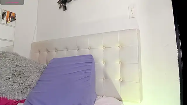 MiaEvans0 online show from 03/21/26, 08:19