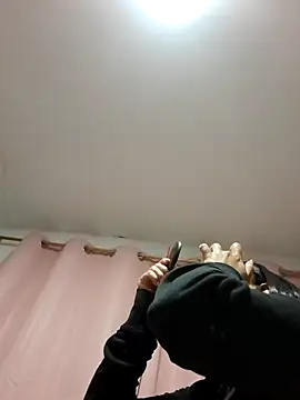 Ariana Castillo   online show from 03/04/26, 11:38