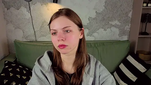 LesleySky online show from 03/01/26, 08:22