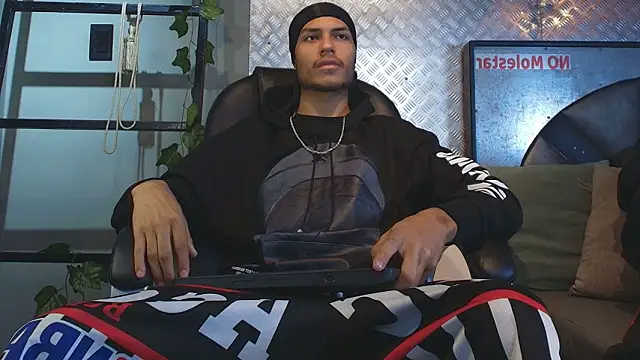 ItsZairen online show from 02/13/26, 03:35