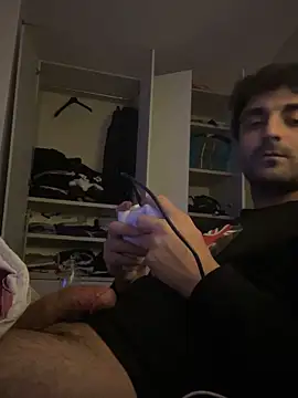 elia2711 online show from 02/12/26, 05:24