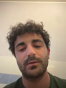 elia2711 online show from 02/17/26, 04:57