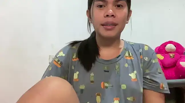 Snapshot of Mooree_naba chatting on 01/13/25, 12:24 Mooree naba online show from 01/13/25, 12:24