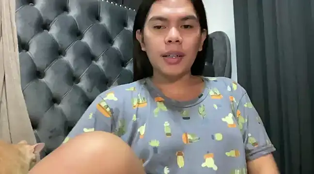 Snapshot of Mooree_naba chatting on 01/13/25, 10:24 Mooree naba online show from 01/13/25, 10:24