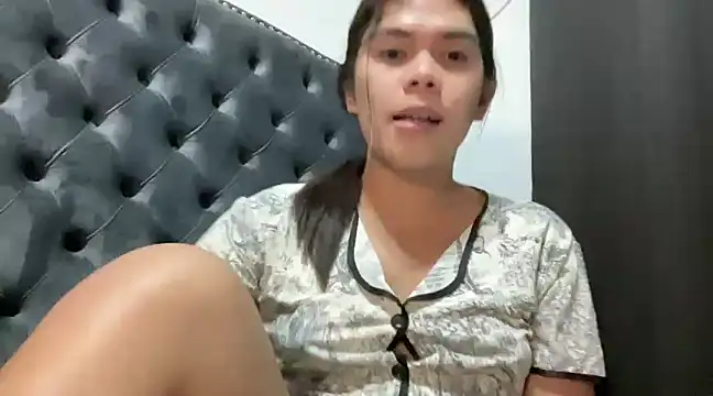 Snapshot of Mooree_naba chatting on 02/02/25, 01:30 Mooree naba online show from 02/02/25, 01:30
