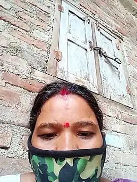 Kirti sacsena online show from 04/08/26, 09:09