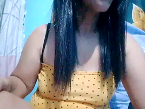 suzzie hot online show from 02/23/26, 10:07