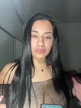 Snapshot of Agusgold22 chatting on 02/11/26, 10:53 Agusgold22 online show from 02/11/26, 10:53