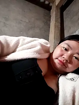 lisn-cute online show from 03/03/26, 11:32