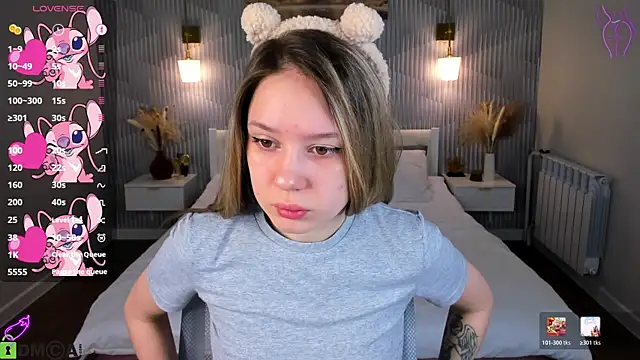 Snapshot of Mini_Allice chatting on 03/06/26, 01:13 Mini Allice online show from 03/06/26, 01:13